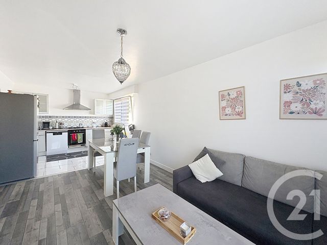Appartement F3 &agrave; louer - 3 pi&egrave;ces - 63,75 m2 - Audincourt - 25 - FRANCHE-COMTE