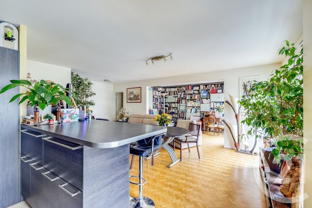 Appartement F5 à vendre - 5 pièces - 119,20 m2 - Paris - 75015 - ILE-DE-FRANCE