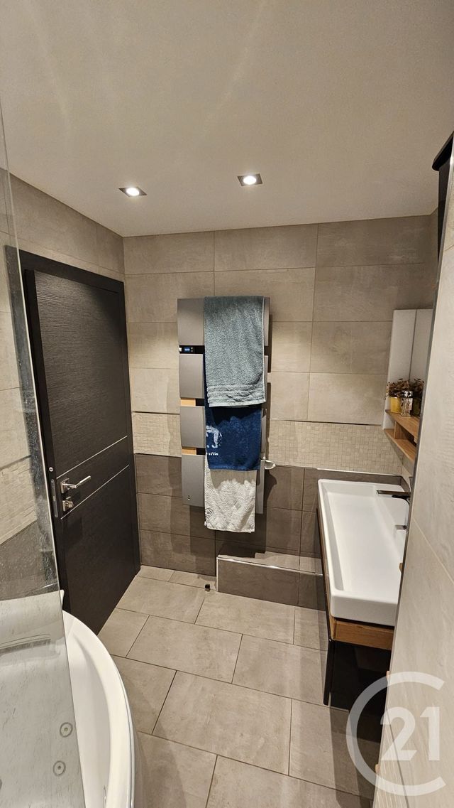 Appartement F4 &agrave; vendre - 4 pi&egrave;ces - 97,56 m2 - Suresnes - 92 - ILE-DE-FRANCE