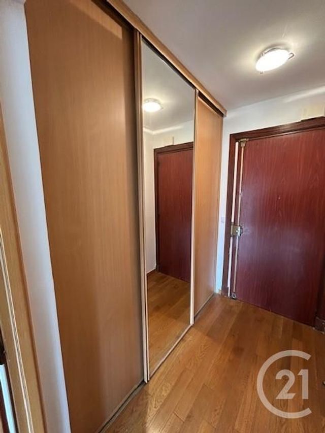 Appartement F1 &agrave; louer - 1 pi&egrave;ce - 35,89 m2 - Paris - 75015 - ILE-DE-FRANCE