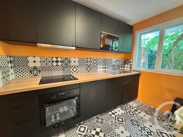Appartement F2 &agrave; louer - 2 pi&egrave;ces - 49 m2 - Suresnes - 92 - ILE-DE-FRANCE