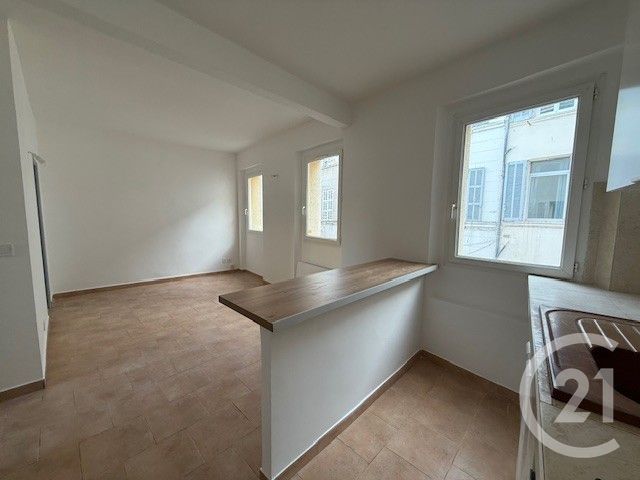 Appartement F2 &agrave; louer - 2 pi&egrave;ces - 33,44 m2 - Marseille - 13005 - PROVENCE-ALPES-COTE-D-AZUR