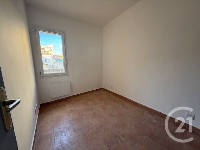Appartement F2 &agrave; louer - 2 pi&egrave;ces - 33,44 m2 - Marseille - 13005 - PROVENCE-ALPES-COTE-D-AZUR