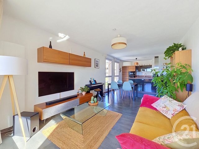 Appartement T3 &agrave; vendre - 3 pi&egrave;ces - 70,45 m2 - Marseille - 13008 - PROVENCE-ALPES-COTE-D-AZUR