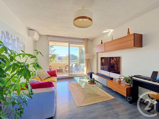 Appartement T3 &agrave; vendre - 3 pi&egrave;ces - 70,45 m2 - Marseille - 13008 - PROVENCE-ALPES-COTE-D-AZUR
