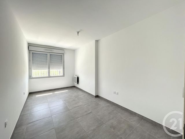 Appartement T3 &agrave; louer - 3 pi&egrave;ces - 65,13 m2 - Marseille - 13008 - PROVENCE-ALPES-COTE-D-AZUR