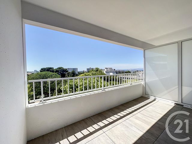 Appartement T3 &agrave; louer - 3 pi&egrave;ces - 65,13 m2 - Marseille - 13008 - PROVENCE-ALPES-COTE-D-AZUR