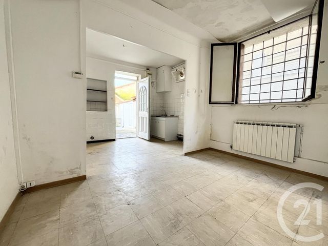 Appartement T2 à vendre - 2 pièces - 36,60 m2 - Marseille - 13008 - PROVENCE-ALPES-COTE-D-AZUR
