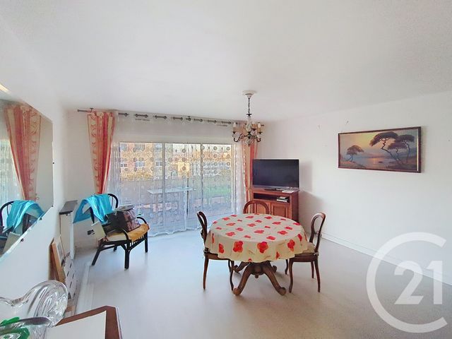 Appartement T3 &agrave; vendre - 3 pi&egrave;ces - 74,07 m2 - Marseille - 13009 - PROVENCE-ALPES-COTE-D-AZUR