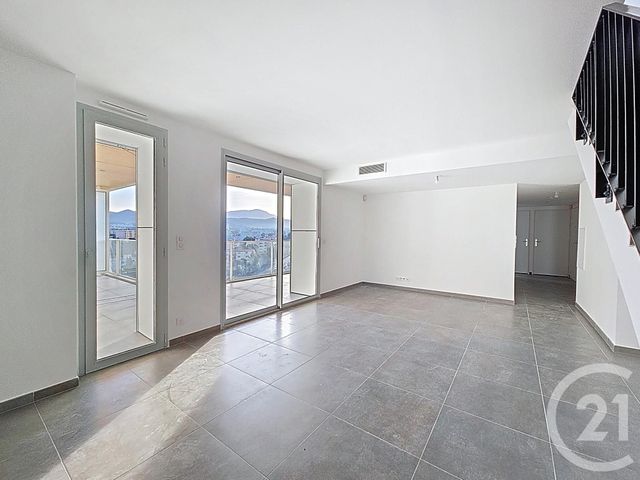 Appartement T4 &agrave; vendre - 4 pi&egrave;ces - 102,25 m2 - Marseille - 13008 - PROVENCE-ALPES-COTE-D-AZUR