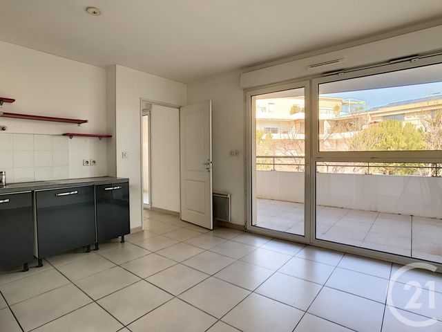 Appartement T2 &agrave; vendre - 2 pi&egrave;ces - 40 m2 - Marseille - 13008 - PROVENCE-ALPES-COTE-D-AZUR