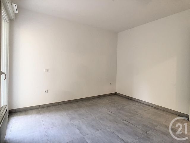 Appartement F2 &agrave; louer - 2 pi&egrave;ces - 38,15 m2 - Marseille - 13012 - PROVENCE-ALPES-COTE-D-AZUR