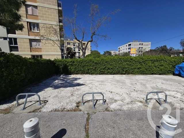 Parking &agrave; vendre - 14 m2 - Marseille - 13008 - PROVENCE-ALPES-COTE-D-AZUR
