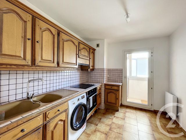 Appartement T3 à louer - 3 pièces - 86,30 m2 - Marseille - 13008 - PROVENCE-ALPES-COTE-D-AZUR