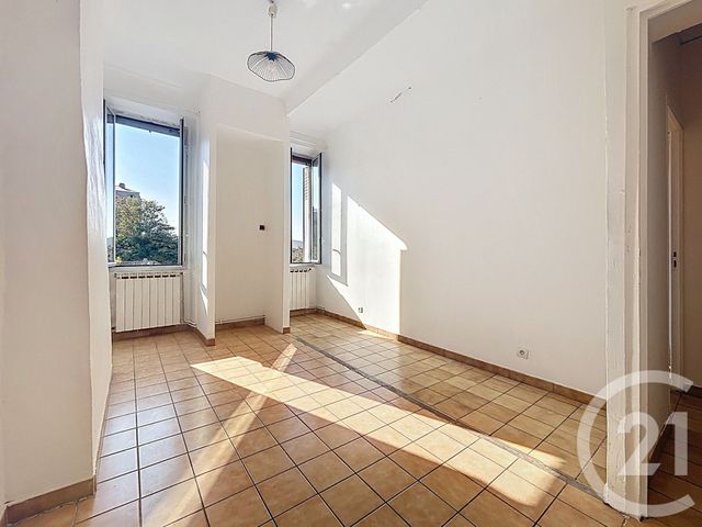 Appartement F2 &agrave; louer - 2 pi&egrave;ces - 39,65 m2 - Marseille - 13003 - PROVENCE-ALPES-COTE-D-AZUR