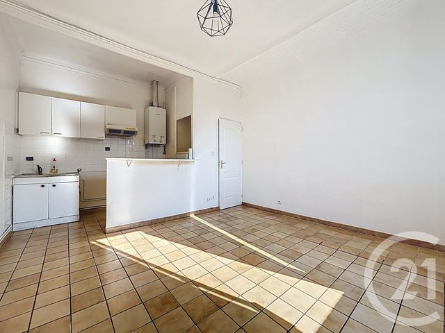 Appartement F2 &agrave; louer - 2 pi&egrave;ces - 39,65 m2 - Marseille - 13003 - PROVENCE-ALPES-COTE-D-AZUR