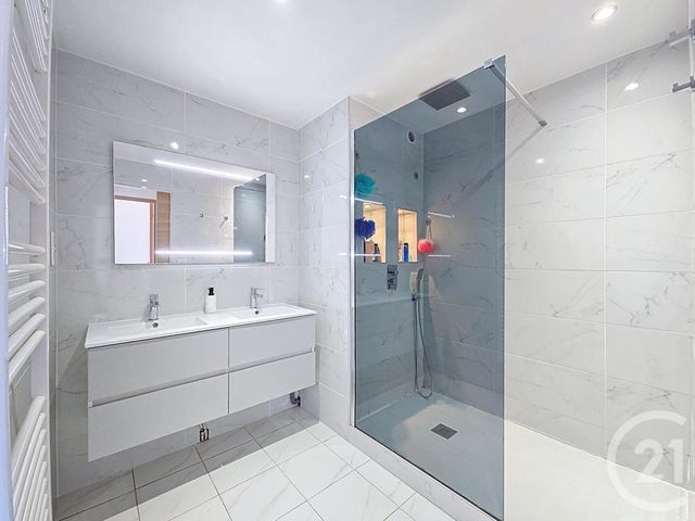 Appartement T4 &agrave; vendre - 4 pi&egrave;ces - 106,65 m2 - Marseille - 13008 - PROVENCE-ALPES-COTE-D-AZUR