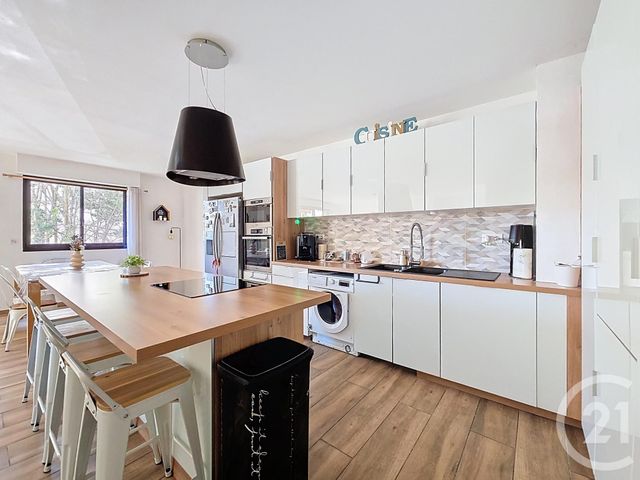 Appartement T4 &agrave; vendre - 4 pi&egrave;ces - 106,65 m2 - Marseille - 13008 - PROVENCE-ALPES-COTE-D-AZUR