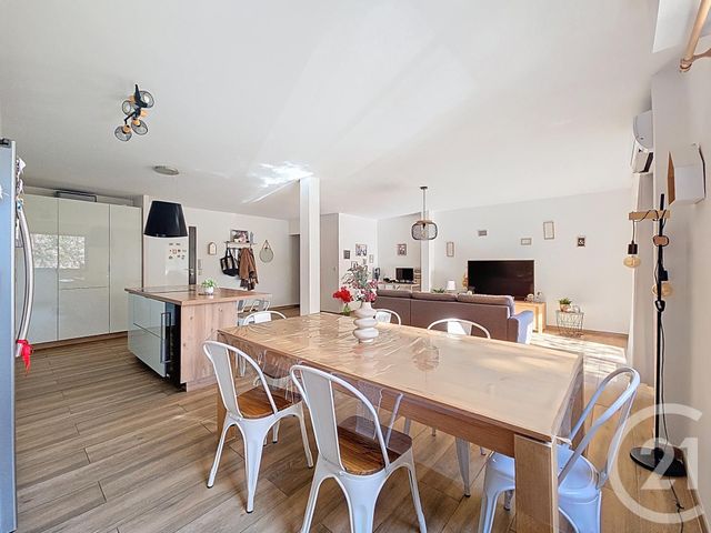 Appartement T4 &agrave; vendre - 4 pi&egrave;ces - 106,65 m2 - Marseille - 13008 - PROVENCE-ALPES-COTE-D-AZUR