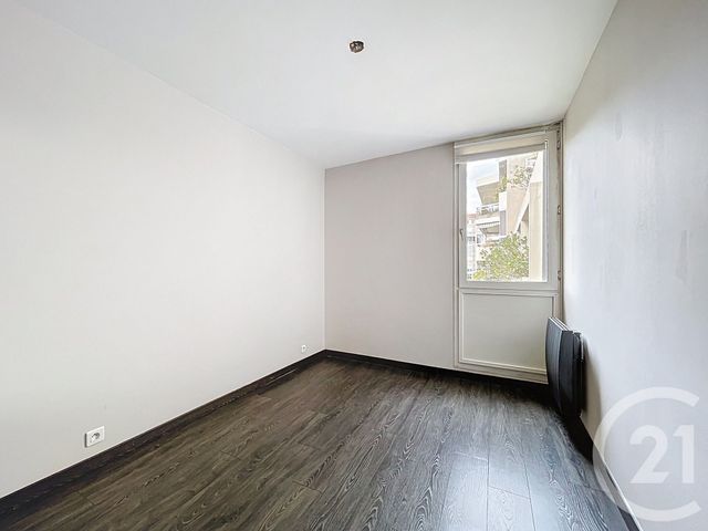 Appartement F4 à louer - 4 pièces - 80 m2 - Marseille - 13008 - PROVENCE-ALPES-COTE-D-AZUR