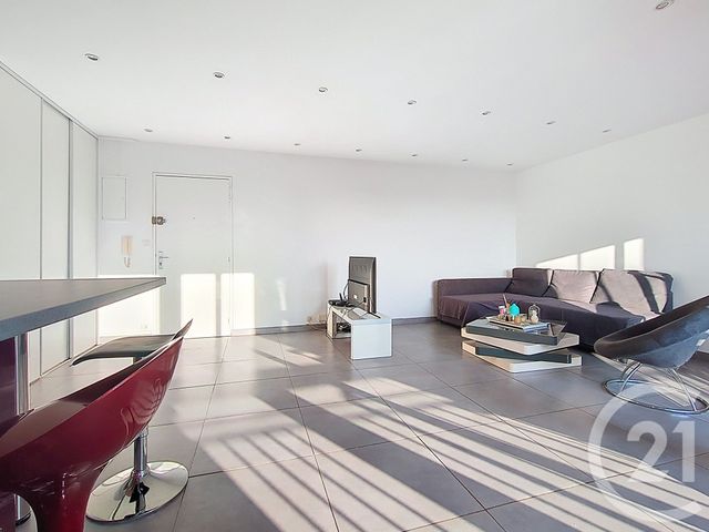 Appartement T3 &agrave; vendre - 3 pi&egrave;ces - 71,90 m2 - Marseille - 13008 - PROVENCE-ALPES-COTE-D-AZUR