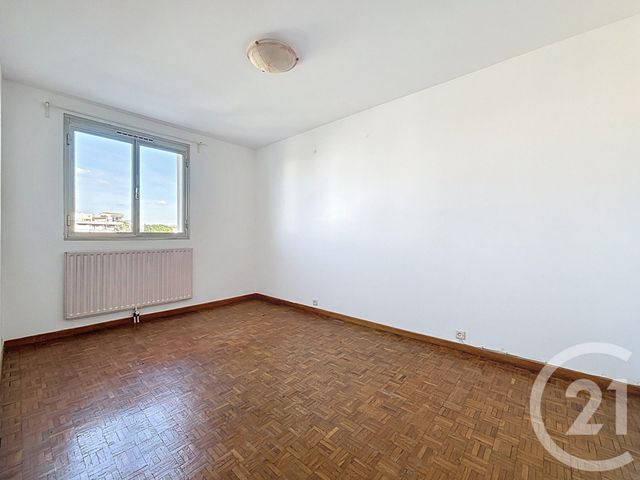 Appartement T4 &agrave; louer - 4 pi&egrave;ces - 92,36 m2 - Marseille - 13008 - PROVENCE-ALPES-COTE-D-AZUR