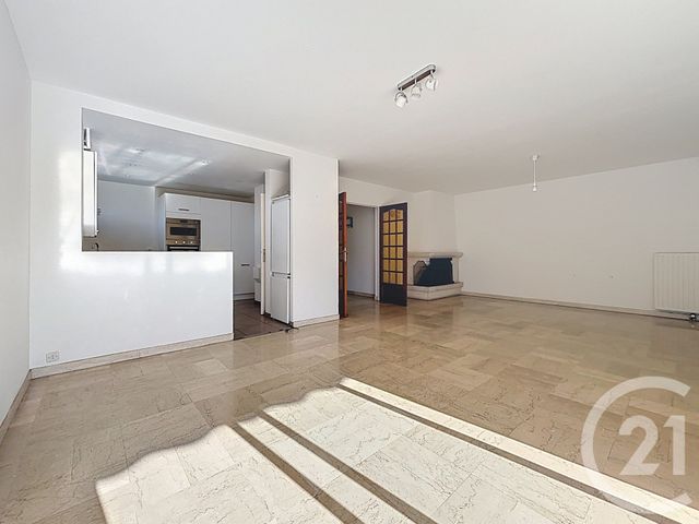 Appartement T4 &agrave; louer - 4 pi&egrave;ces - 92,36 m2 - Marseille - 13008 - PROVENCE-ALPES-COTE-D-AZUR