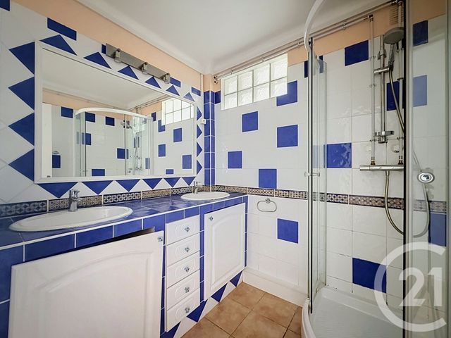 Appartement T3 &agrave; vendre - 4 pi&egrave;ces - 80 m2 - Marseille - 13008 - PROVENCE-ALPES-COTE-D-AZUR