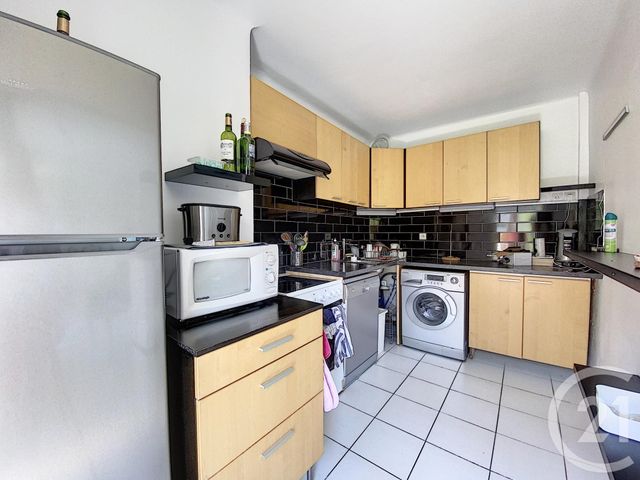 Appartement T3 à louer - 4 pièces - 64,65 m2 - Marseille - 13008 - PROVENCE-ALPES-COTE-D-AZUR