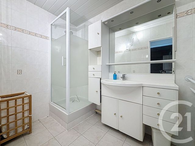 Appartement F3 à louer - 3 pièces - 61,85 m2 - Marseille - 13010 - PROVENCE-ALPES-COTE-D-AZUR