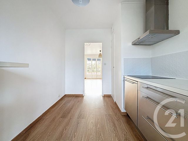 Appartement T3 &agrave; louer - 3 pi&egrave;ces - 57,32 m2 - Marseille - 13008 - PROVENCE-ALPES-COTE-D-AZUR