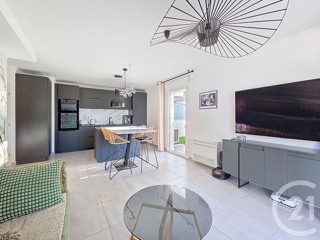 Appartement T3 &agrave; vendre - 3 pi&egrave;ces - 60 m2 - Marseille - 13009 - PROVENCE-ALPES-COTE-D-AZUR