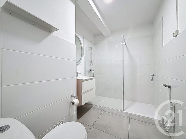 Appartement F1 &agrave; louer - 1 pi&egrave;ce - 41,75 m2 - Marseille - 13008 - PROVENCE-ALPES-COTE-D-AZUR