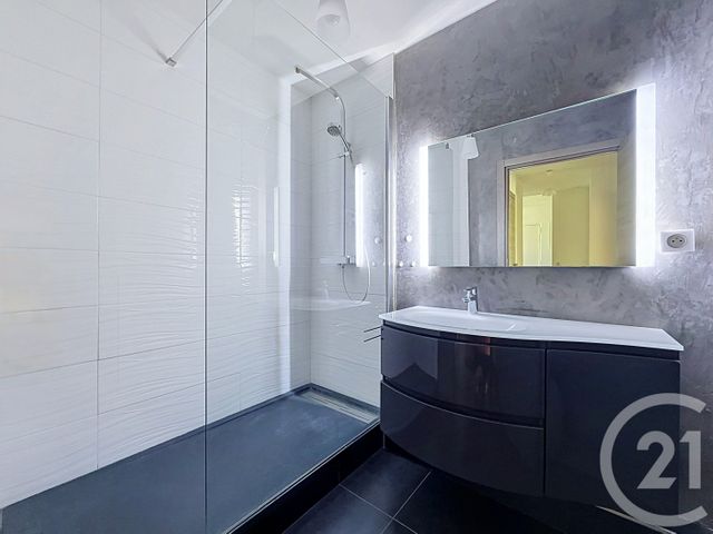 Appartement T3 &agrave; vendre - 3 pi&egrave;ces - 81,45 m2 - Marseille - 13008 - PROVENCE-ALPES-COTE-D-AZUR