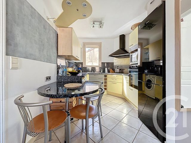 Appartement F2 &agrave; louer - 2 pi&egrave;ces - 51,55 m2 - Marseille - 13008 - PROVENCE-ALPES-COTE-D-AZUR