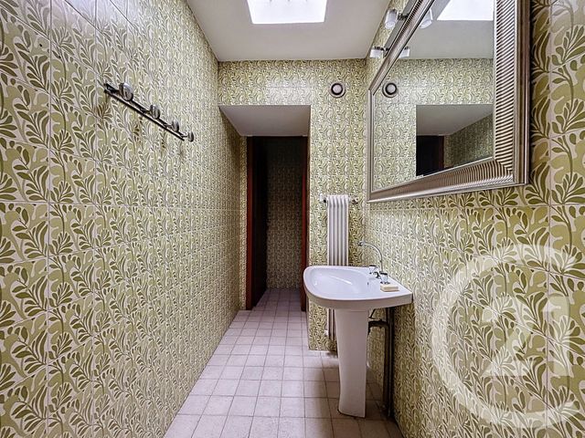 Appartement F6 &agrave; louer - 6 pi&egrave;ces - 152,35 m2 - Marseille - 13008 - PROVENCE-ALPES-COTE-D-AZUR