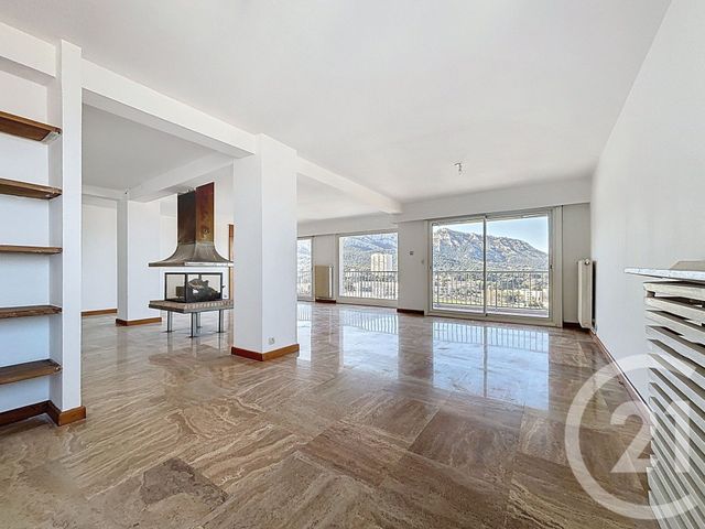 Appartement F6 &agrave; louer - 6 pi&egrave;ces - 152,35 m2 - Marseille - 13008 - PROVENCE-ALPES-COTE-D-AZUR