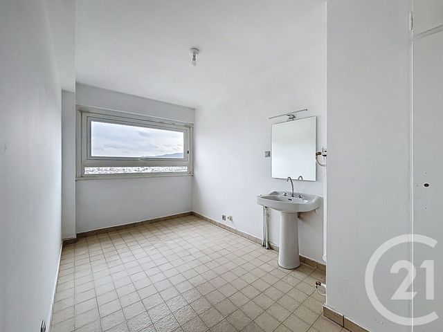 Appartement F6 &agrave; louer - 6 pi&egrave;ces - 152,35 m2 - Marseille - 13008 - PROVENCE-ALPES-COTE-D-AZUR