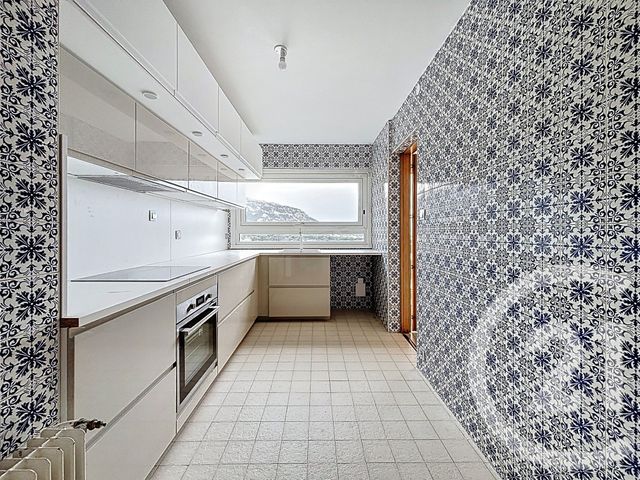 Appartement F6 &agrave; louer - 6 pi&egrave;ces - 152,35 m2 - Marseille - 13008 - PROVENCE-ALPES-COTE-D-AZUR