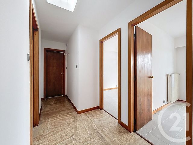 Appartement F6 &agrave; louer - 6 pi&egrave;ces - 152,35 m2 - Marseille - 13008 - PROVENCE-ALPES-COTE-D-AZUR