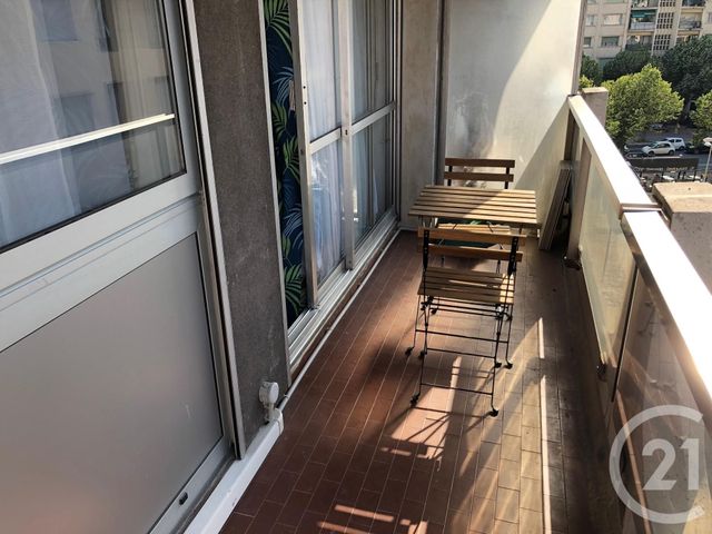 Appartement T1 &agrave; louer - 2 pi&egrave;ces - 34 m2 - Marseille - 13008 - PROVENCE-ALPES-COTE-D-AZUR