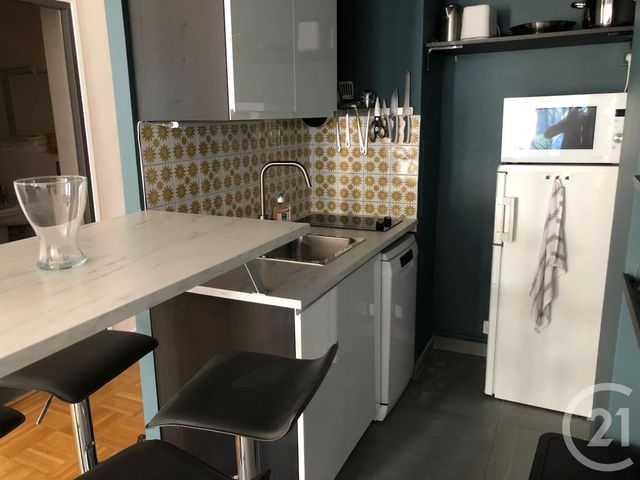 Appartement T1 &agrave; louer - 2 pi&egrave;ces - 34 m2 - Marseille - 13008 - PROVENCE-ALPES-COTE-D-AZUR