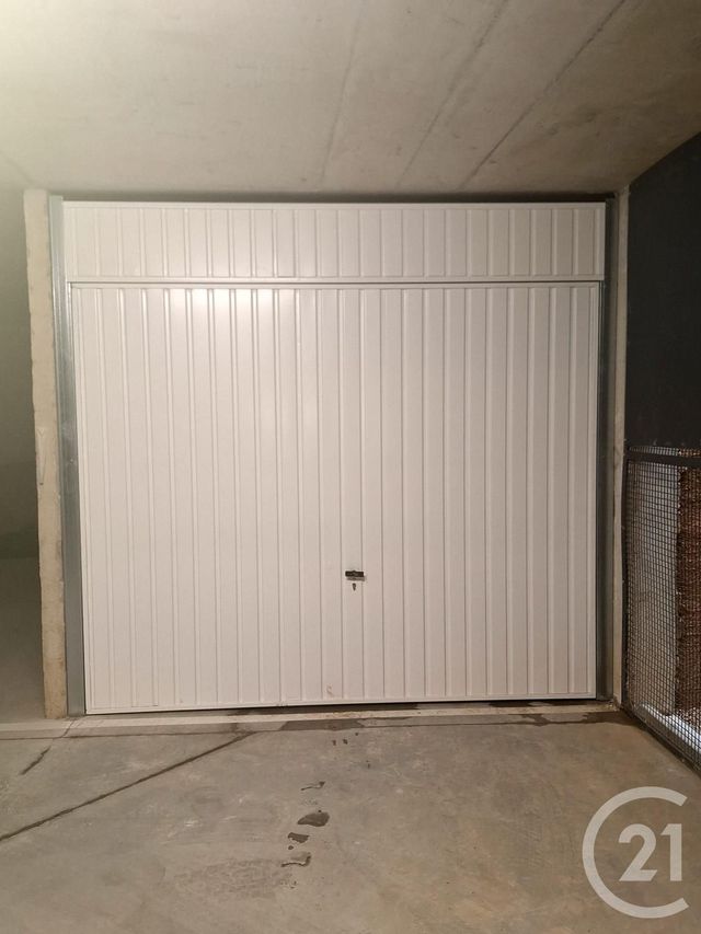 Parking &agrave; louer - 22 m2 - Marseille - 13008 - PROVENCE-ALPES-COTE-D-AZUR