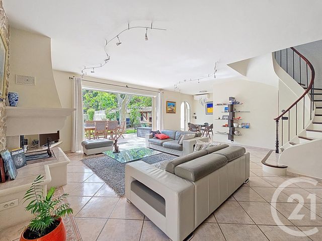 Maison &agrave; vendre - 5 pi&egrave;ces - 155,92 m2 - Marseille - 13008 - PROVENCE-ALPES-COTE-D-AZUR