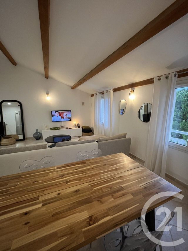 Appartement F2 &agrave; louer - 2 pi&egrave;ces - 60 m2 - Marseille - 13008 - PROVENCE-ALPES-COTE-D-AZUR