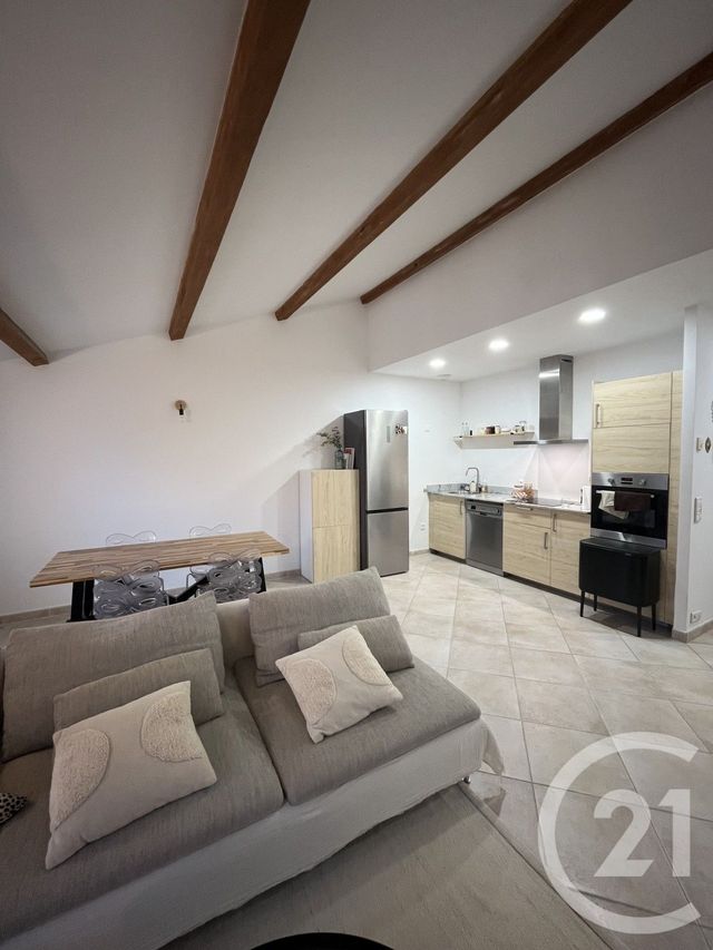 Appartement F2 &agrave; louer - 2 pi&egrave;ces - 60 m2 - Marseille - 13008 - PROVENCE-ALPES-COTE-D-AZUR