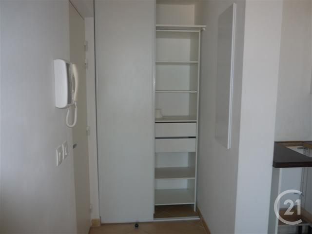 Appartement F3 &agrave; louer - 3 pi&egrave;ces - 58 m2 - Marseille - 13008 - PROVENCE-ALPES-COTE-D-AZUR