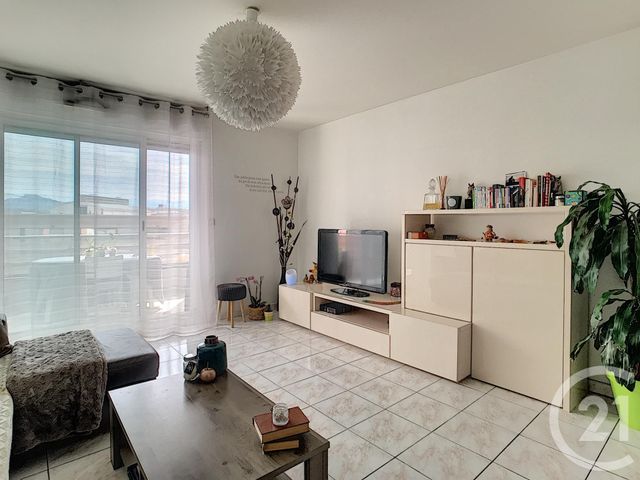 Appartement T2 &agrave; louer - 2 pi&egrave;ces - 41,52 m2 - Marseille - 13010 - PROVENCE-ALPES-COTE-D-AZUR
