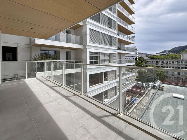Appartement &agrave; louer - 3 pi&egrave;ces - 64,43 m2 - Marseille - 13008 - PROVENCE-ALPES-COTE-D-AZUR