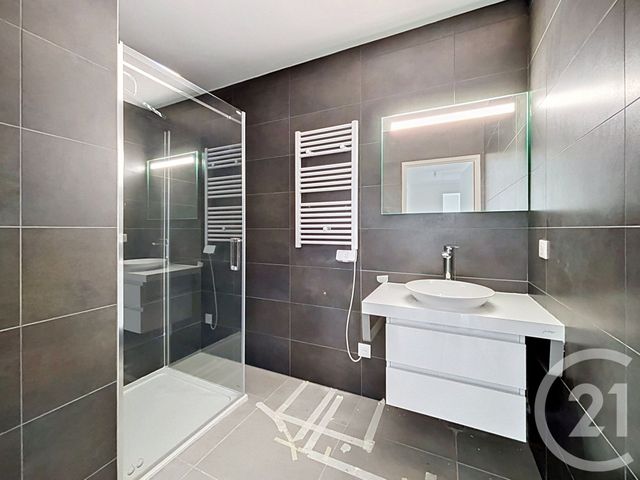Appartement &agrave; louer - 3 pi&egrave;ces - 64,43 m2 - Marseille - 13008 - PROVENCE-ALPES-COTE-D-AZUR